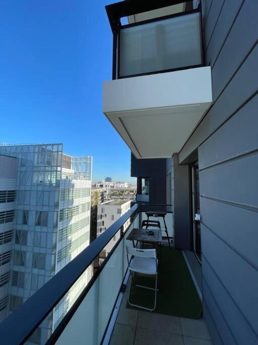 Cosy With Balcony Eiffel Tower View * Issy-les-Moulineaux